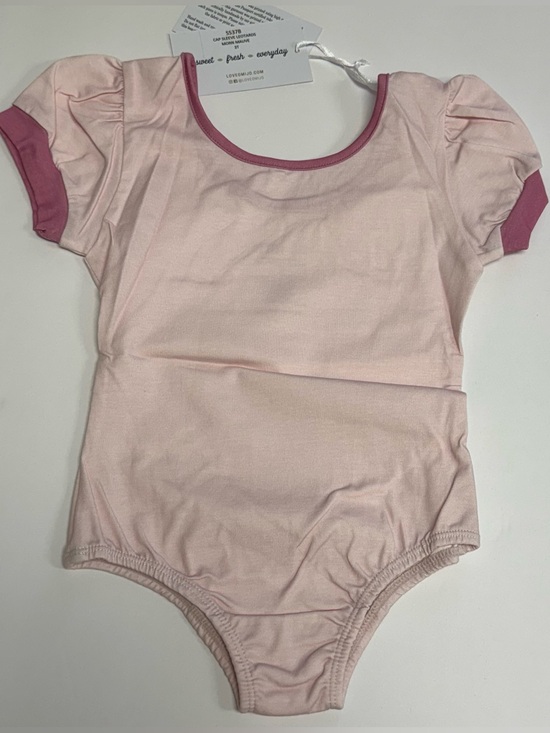 Well Dressed Wolf Other - Omi Jo Mauve Morn Leotard Light Pink Dark Trim Cap Short Sleeve Girls 3T WDW NWT